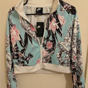 Nike Floral Light Blue Jacket & Matching Short